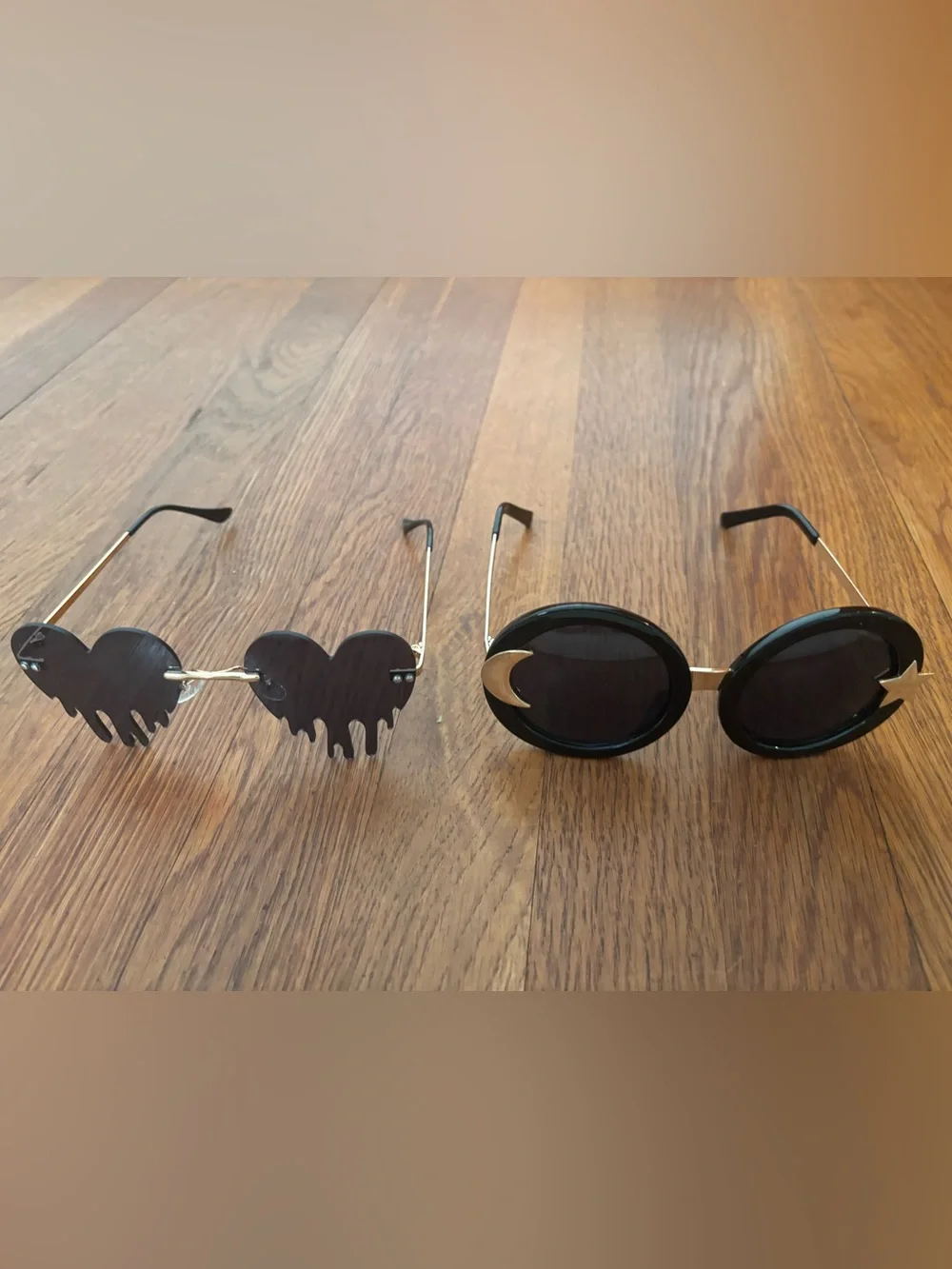 Fun Novelty Sunglasses - Dripping Heart & Astrology